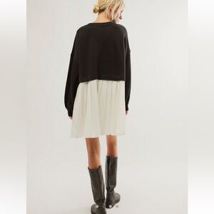 Free People - Sz L - EUC Eleanor sweatshirt tunic in black/white